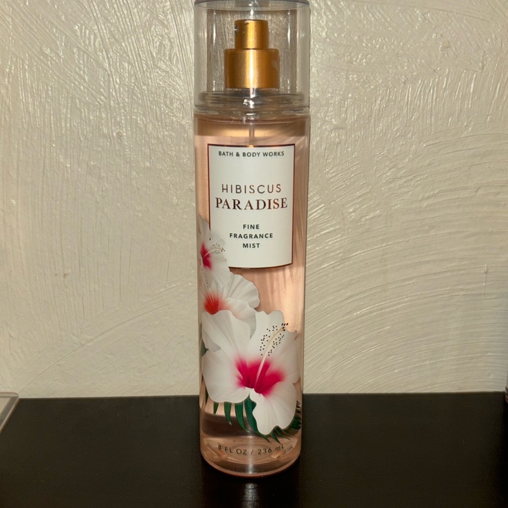 Bath and body Works hibiscus Paradise, fine fragrance mist, brand new